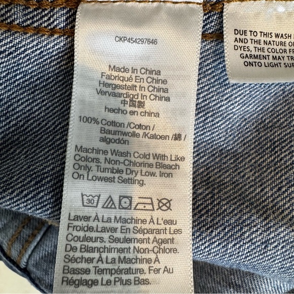 Madewell The Jean Jacket in Medford Wash Denim Trucker Jacket Size XS - Picture 11 of 13